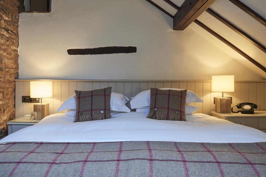 Tudor Farmhouse Hotel Clearwell Bagian luar foto